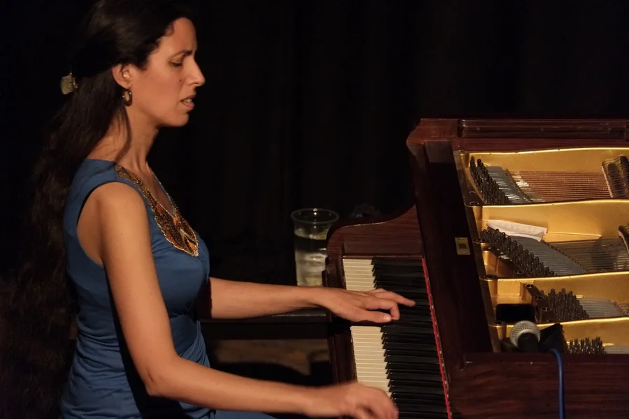 Zoe Rahman